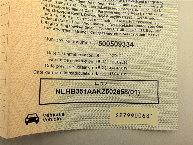 be9e2841-5313-4f67-81e9-aab323171eb6.jpg