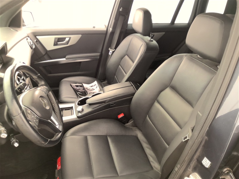 ac3b10a8-5af7-4989-b087-404c14cf47f3.jpg