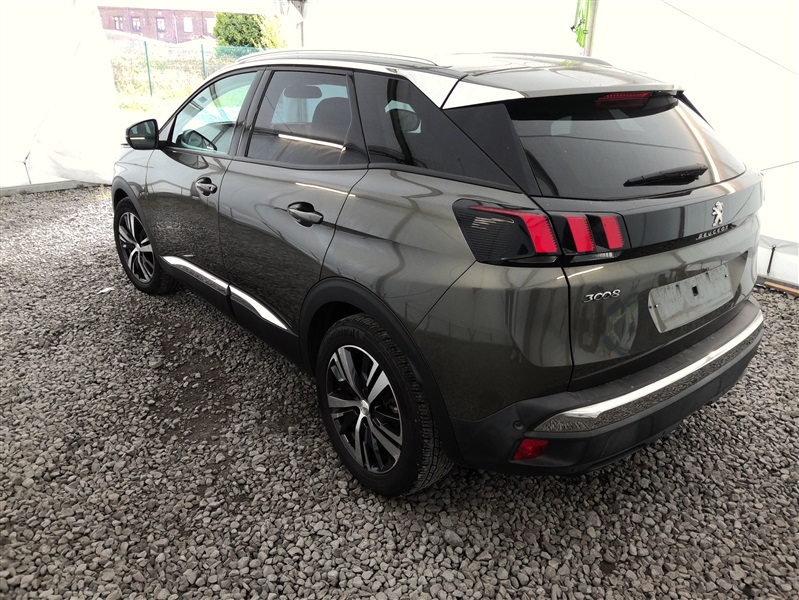 423e28fa-fef2-470c-9258-5ee6aa206377.jpg