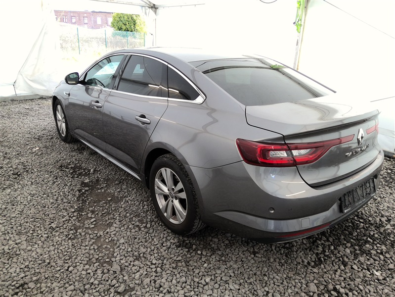 4ead20f7-93e9-4bc8-a597-7ffd78f70d26.jpg
