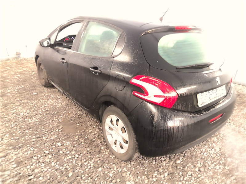 e2b277e1-c162-4fca-8576-f9d27f0a68bd.jpg