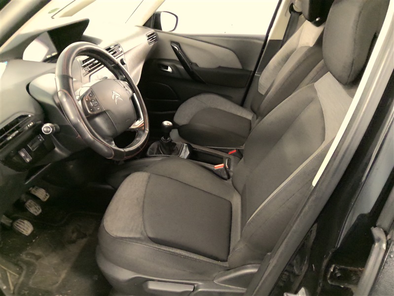 210ae990-07be-4223-9f63-991718ec0a13.jpg