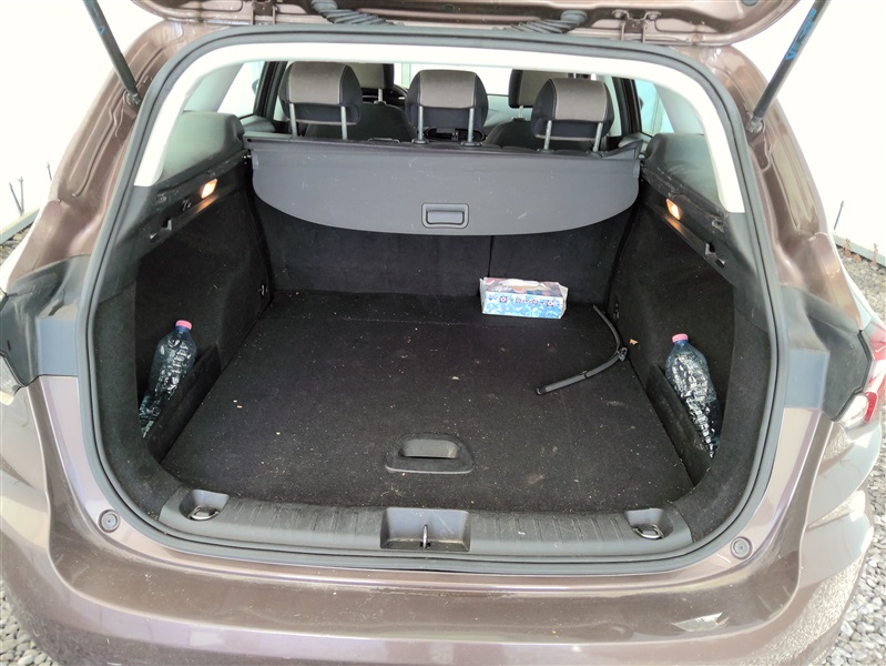 a341cf08-b2de-4998-8686-9205851cdce6.jpg
