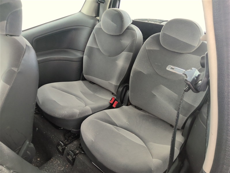 dacf7834-daa3-417b-abed-29edaa56da37.jpg