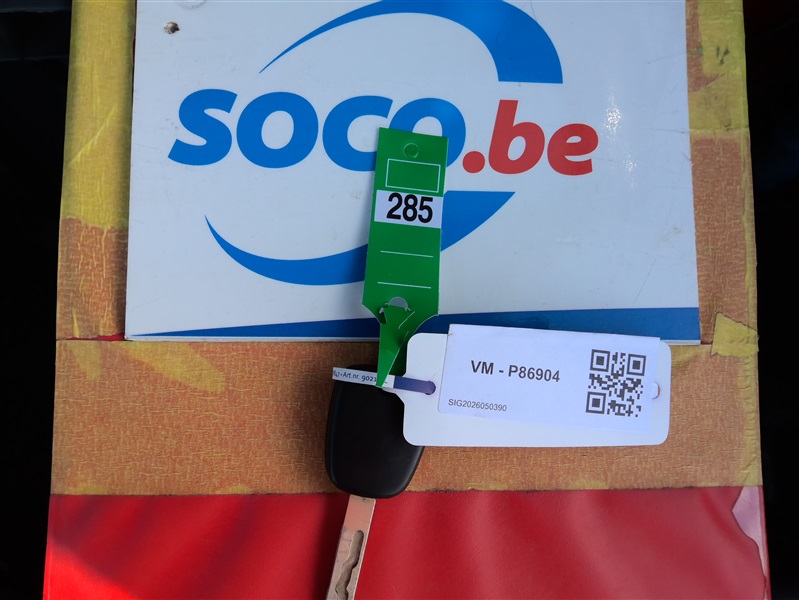 d9a3609d-5bb9-4cf9-b4b5-4f898f344a49.jpg
