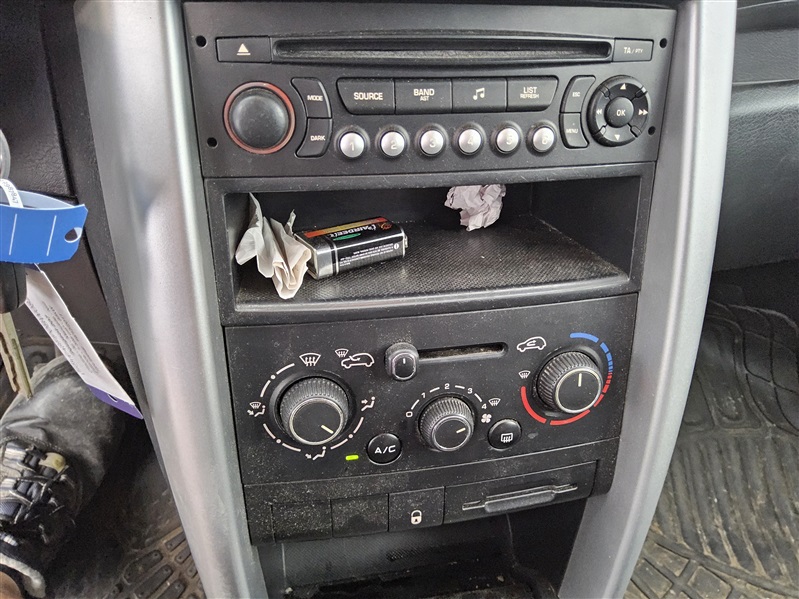 e4de260a-4cf9-4ed5-9a39-58449e99fa85.jpg
