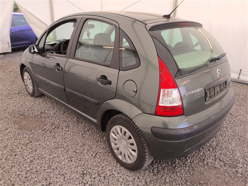 2210ed19-c45b-44ec-833e-21e86142aef3.jpg