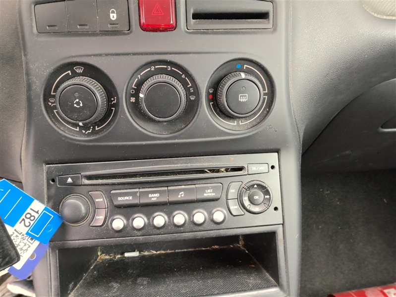 e6d6f599-7bfd-4093-9a22-3eb44ede5b2d.jpg