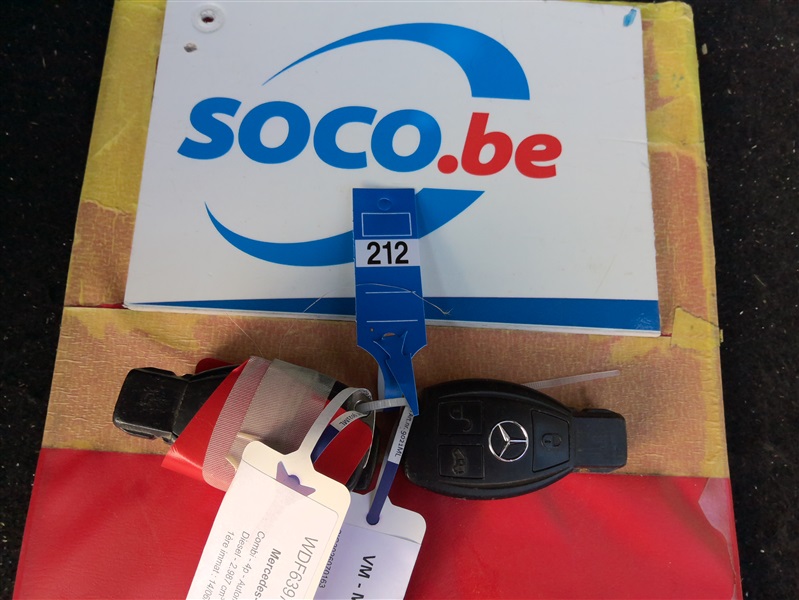 0aaa774d-8699-4782-8ba4-a0dd153d8074.jpg