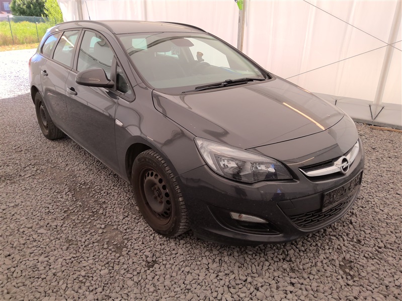 e3d0acca-52e5-4550-ae29-5a1e60fd61d9.jpg