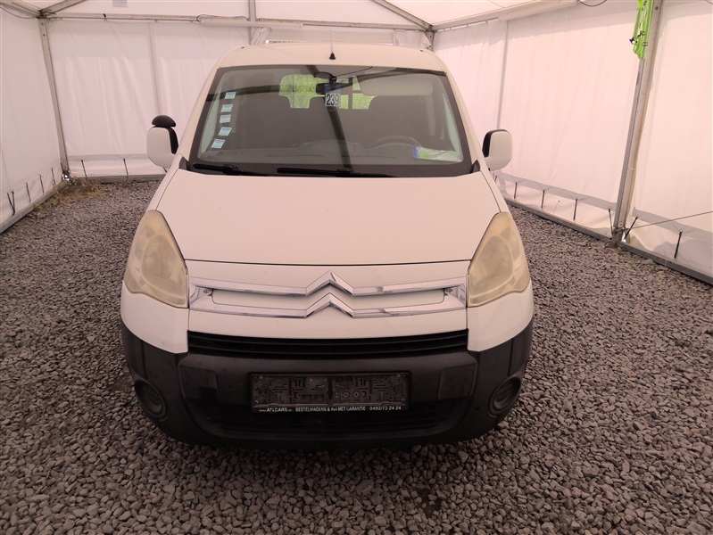 8880b65e-b0bb-44aa-97ef-1fcd0878caf7.jpg