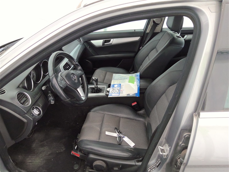 ae9fe7ae-aa79-4a01-ba7a-b03d70ae7a53.jpg