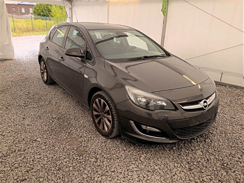 0dd37ceb-b8e1-4967-9a6f-9bf802c8f871.jpg
