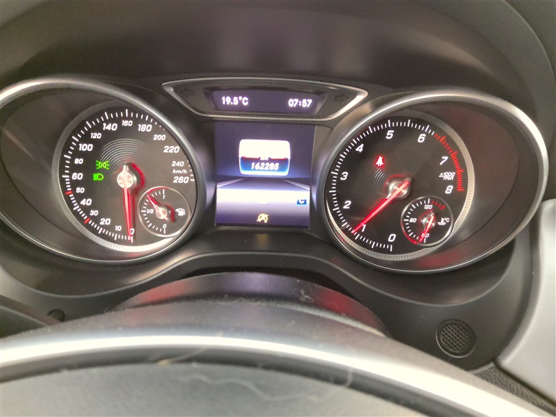 2c325dd9-ad72-47d9-a2ef-8cba9813bc76.jpg