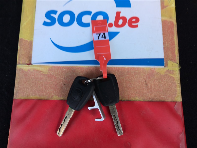 b79db294-ce15-45fd-b22d-296939778de3.jpg