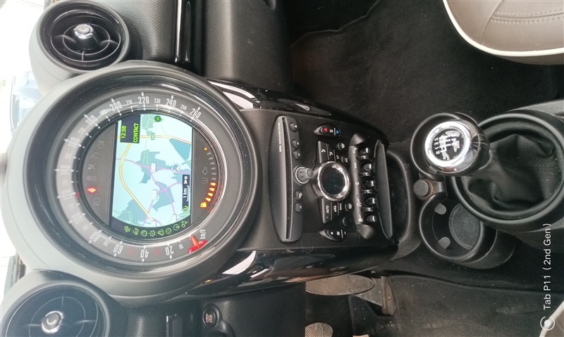 b412d5f9-8db2-4817-932e-9b9ea4124465.jpg