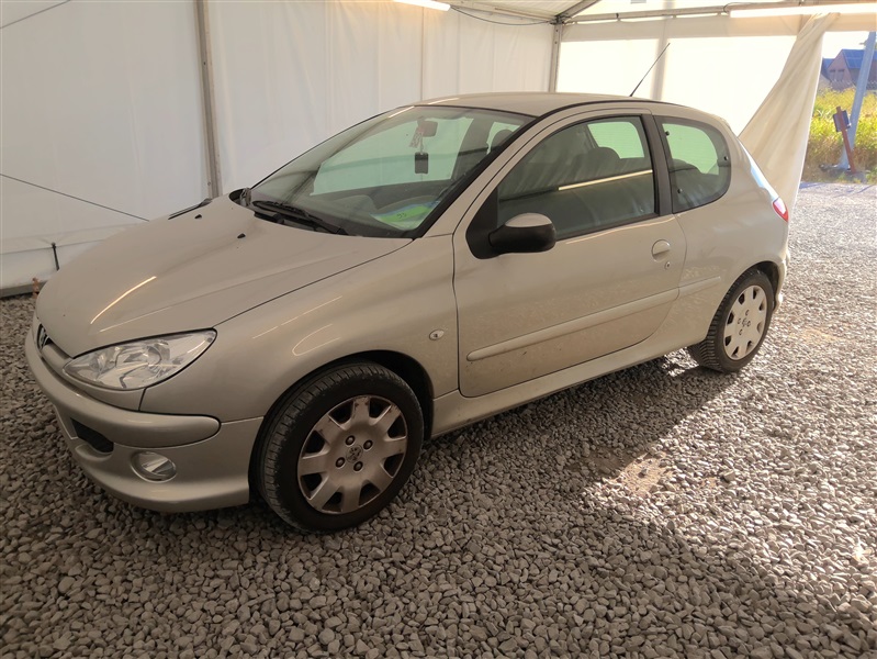 Peugeot 206 1.6i - Clim Auto - VE - VC N°93
