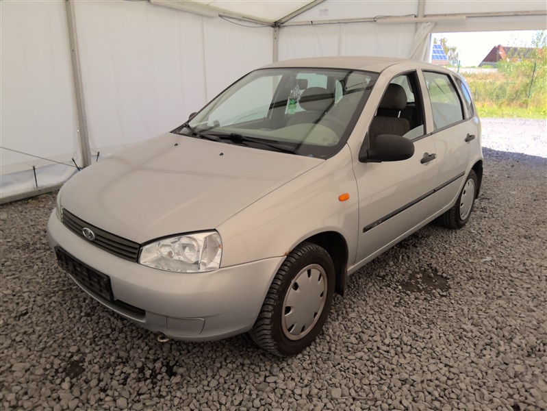 Lada 111 1.4i 16v N°22