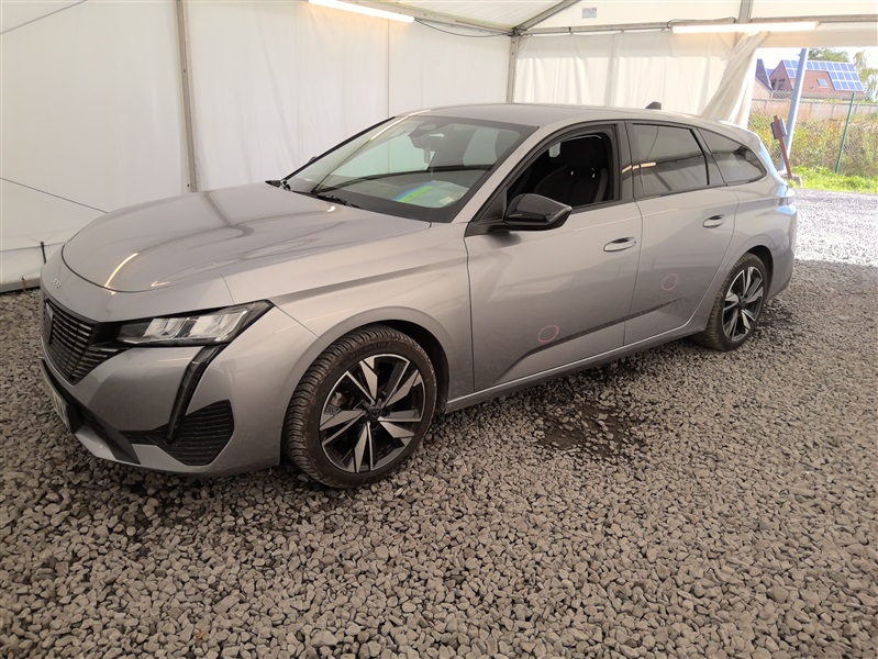 Peugeot 308 SW 1.2 PureTech 130cv EAT8 Allure a adapter N°79