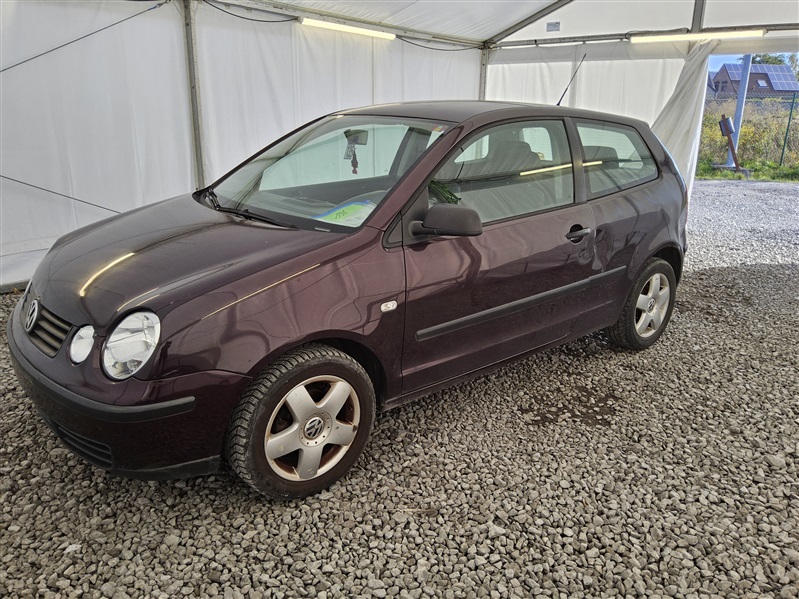 Volkswagen Polo 1.2i Base N°135