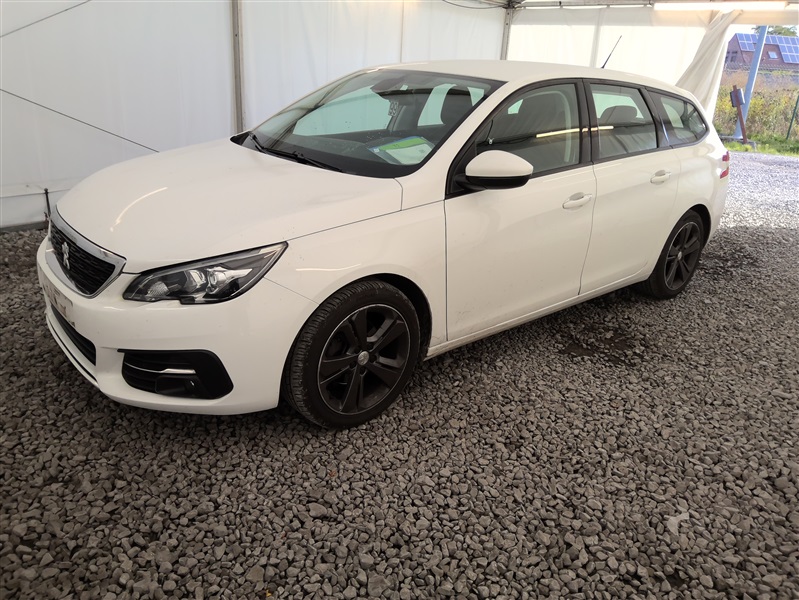 Peugeot 308 SW 1.6 HDI 100cv Style NAVI / PDC AR / JA 17" N°99