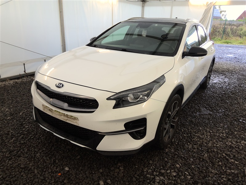 Kia XCeed 1.6 CRDi Sense ISG PANO/FULL LED/CAMERA//EXPERTISE N°199