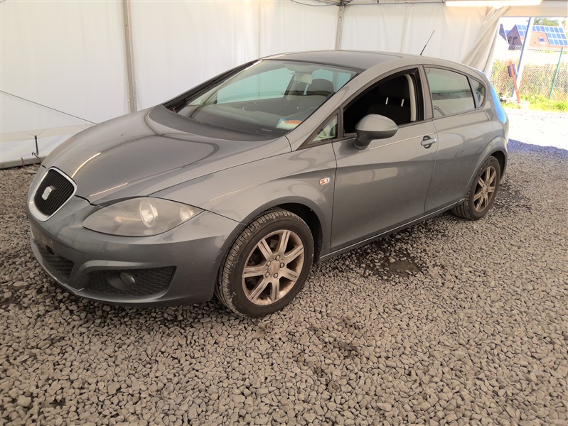Seat Leon 1.6 CR TDi Ultima Reference DPF N°243