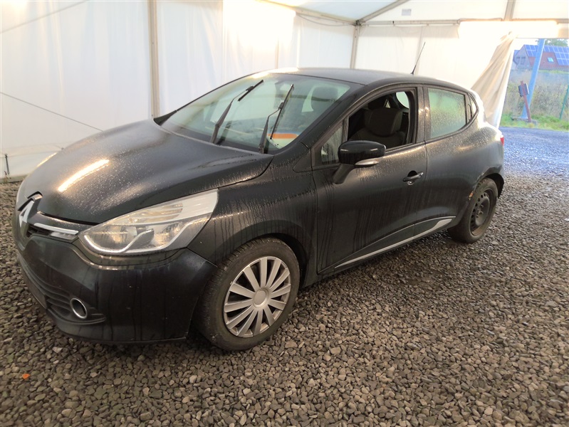Renault Clio 1.2i Collection N°282