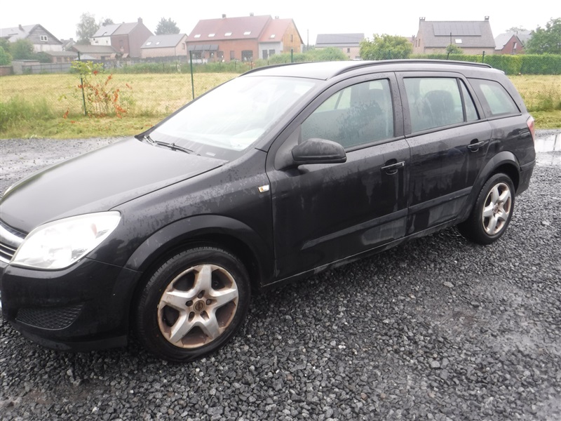 Opel Astra 1.3 CDTi Essentia