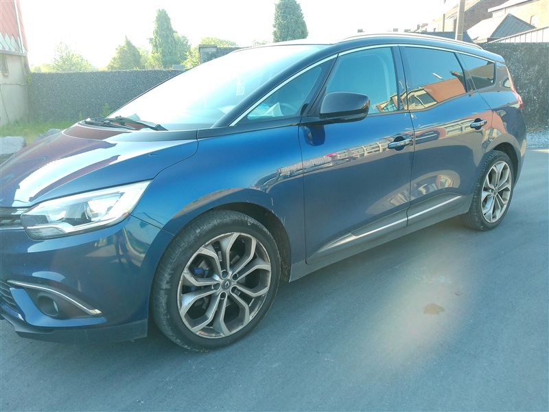 Renault Scenic 267   1.7 Blue dCi Intens (EU6.2) n°267