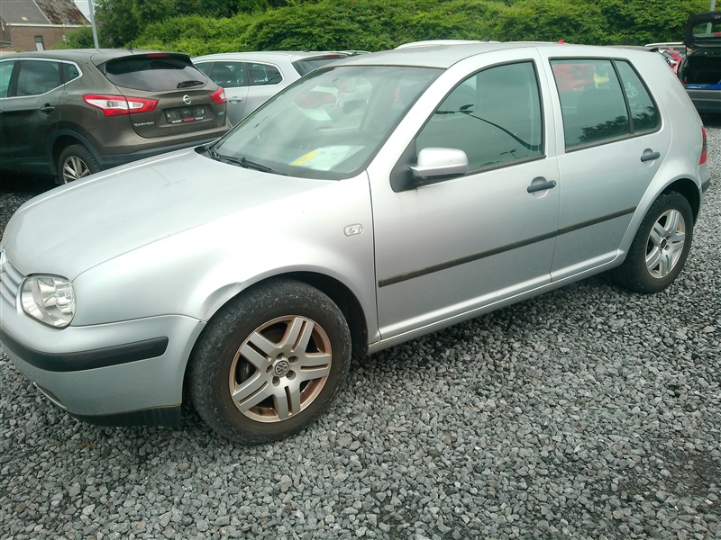 Volkswagen Golf 1.4i n°21