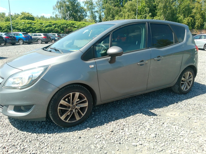 Opel Meriva 1.4 Turbo Ultimate Edition EURO6 n°254