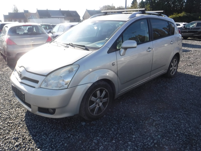Toyota Corolla Verso 2.2 Turbo D4D 16v Lina tech DPF 5pl n°215