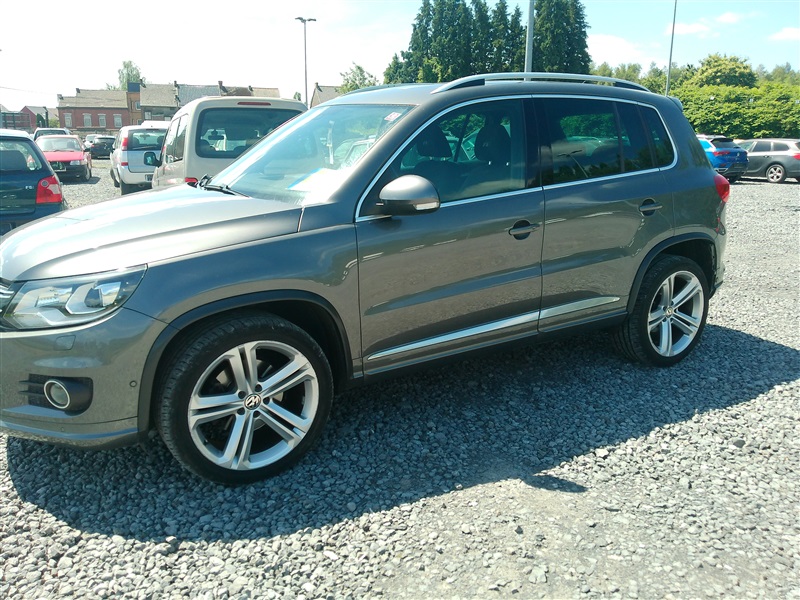 Volkswagen Tiguan 2.0 CR TDi Sport & Style BMT EURO5 N°297