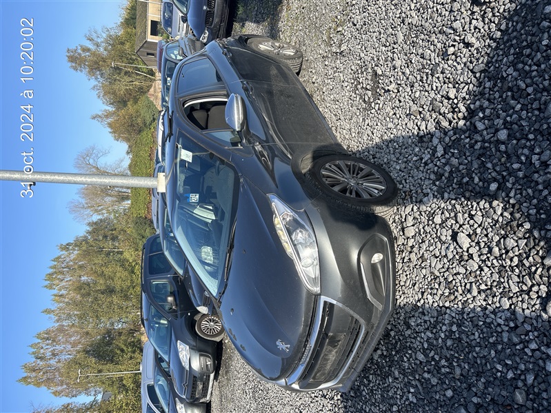Peugeot 208 1.6 BlueHDi Style n°274