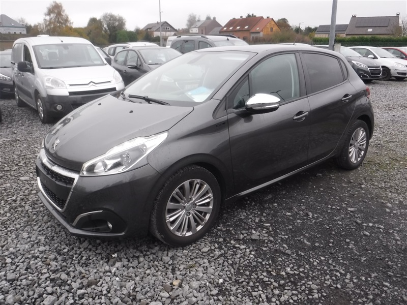 Peugeot 208 1.2i PureTech Signature S&S (EU6.2) n°297