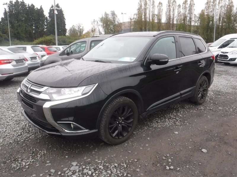 Mitsubishi Outlander 2.0i 2WD Blackline CVT n°298