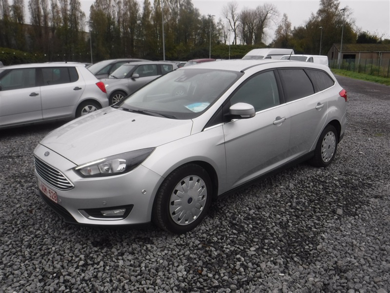 Ford Focus 1.5 TDCi ECOnetic Business *S.CHAUFF/NAVI/PDC AV/AR* n°24