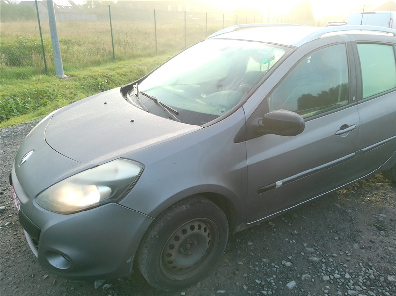 Renault Clio 1.5 dCi Exception FAP 104g. n°64