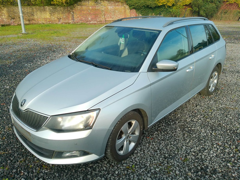 Skoda Fabia 1.4 CR TDi Style n°74