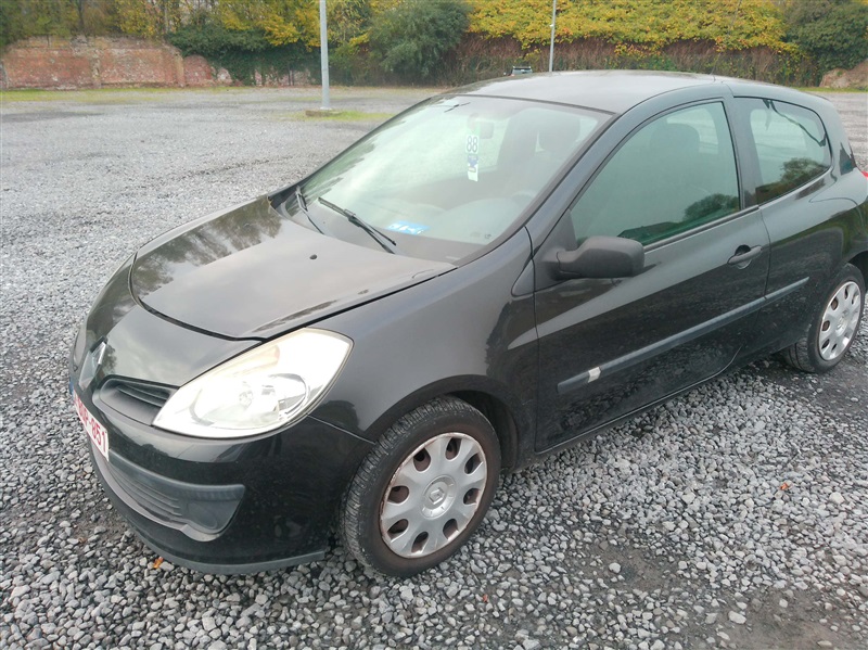 Renault Clio 1200 16V n°88