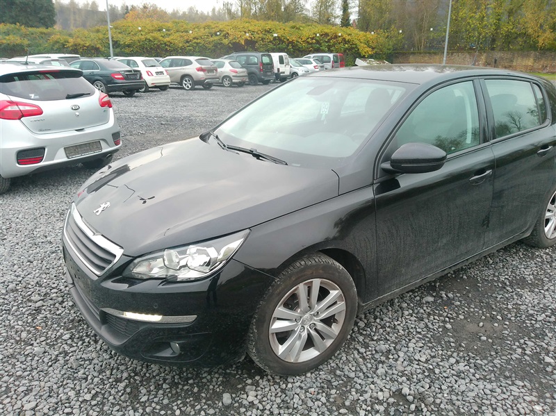 Peugeot 308 1.2 PureTech Allure STT n°89