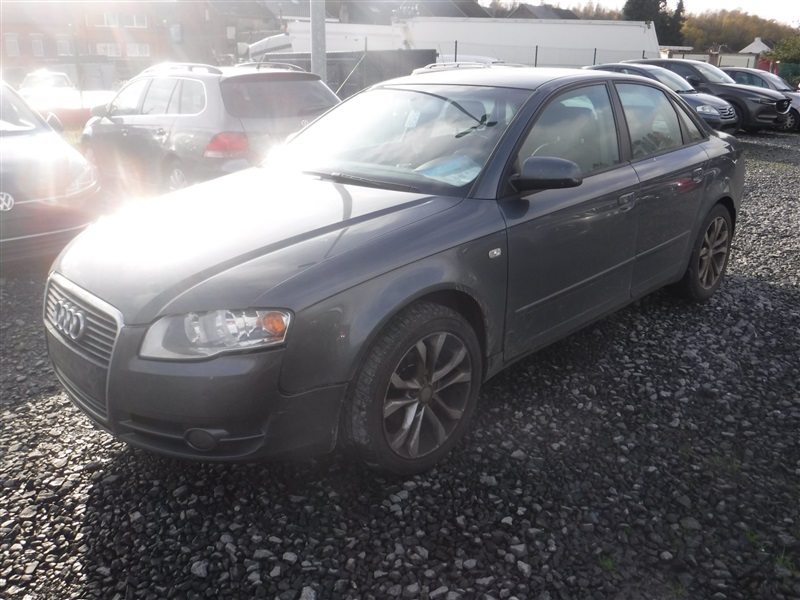 Audi A4 1.9 TDi n°105