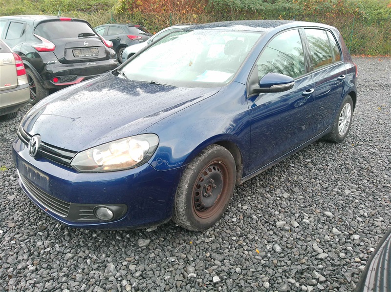 Volkswagen Golf 1.6 CR TDi Trendline DPF n°119
