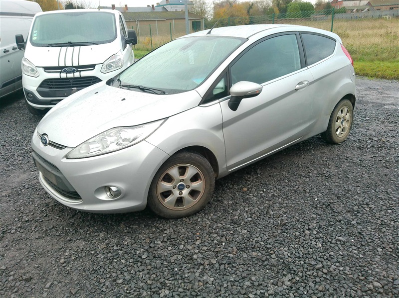 Ford Fiesta 1.4 TDCi Sound Connection Plus Titanium n°122