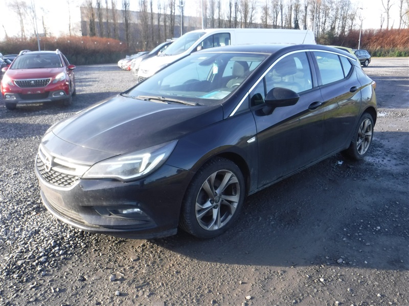 Opel Astra 1.6 CDTi 136cv Dynamic n°175