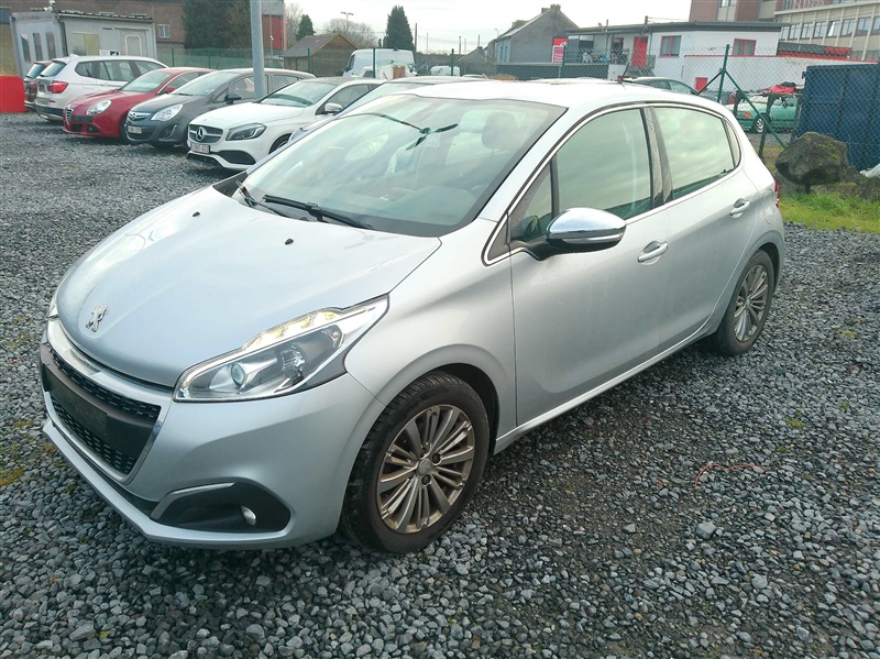 Peugeot 208 208 1.2 n°225