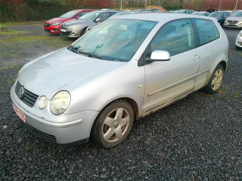 Volkswagen Polo 1.2i 12v Base n°210
