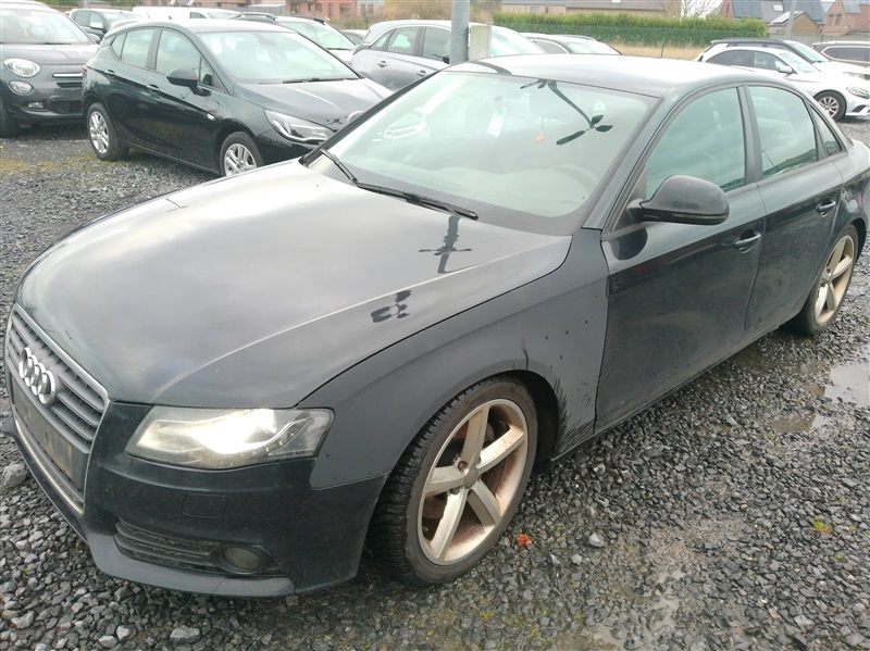 Audi A4 2.0 TDi s-line n°237