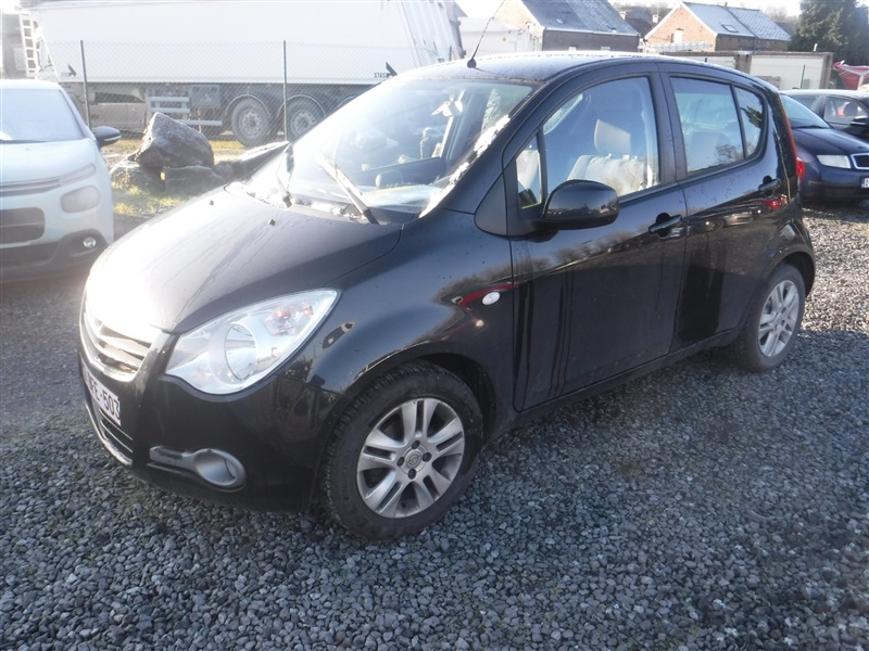 Opel Agila n°42
